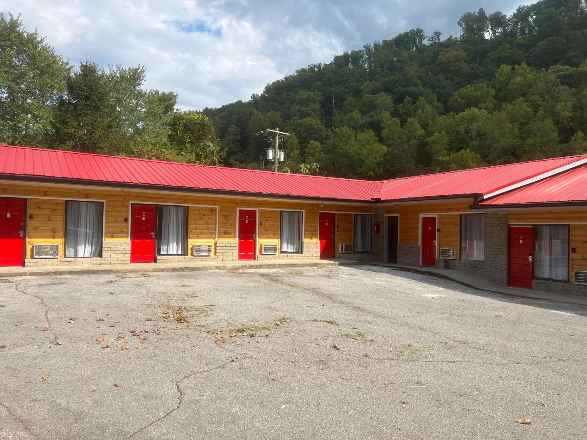Mountain Inn Gatlinburg Exterior photo